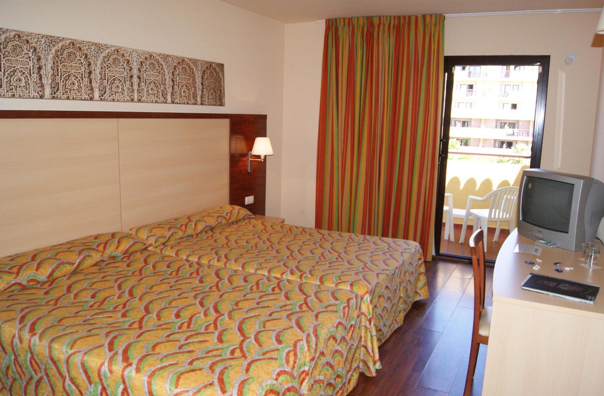 Hotel Best Alcazar La Herradura  Eksteriør billede