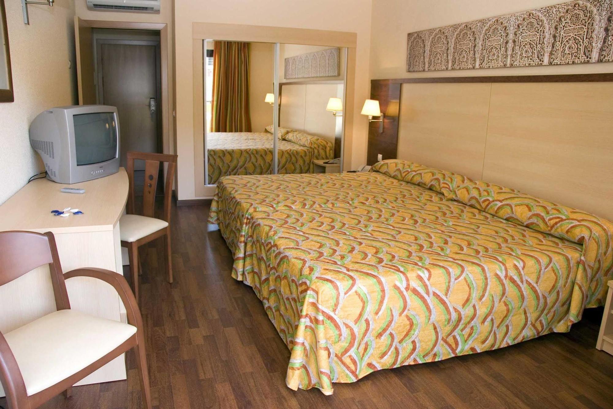 Hotel Best Alcazar La Herradura  Eksteriør billede